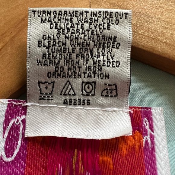 Quacker Factory Women’s Red Sparkle N’ Shine Tank Top - Picture 5 of 7